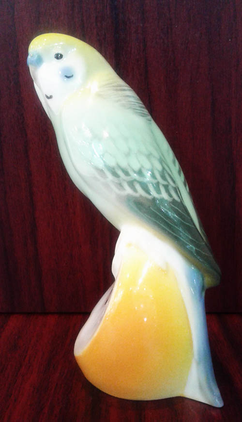 Скульптура "Волнистый попугайчик Кеша"